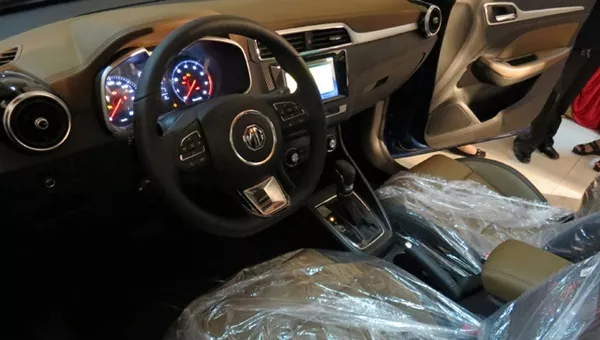 MG ZS 2018 interior