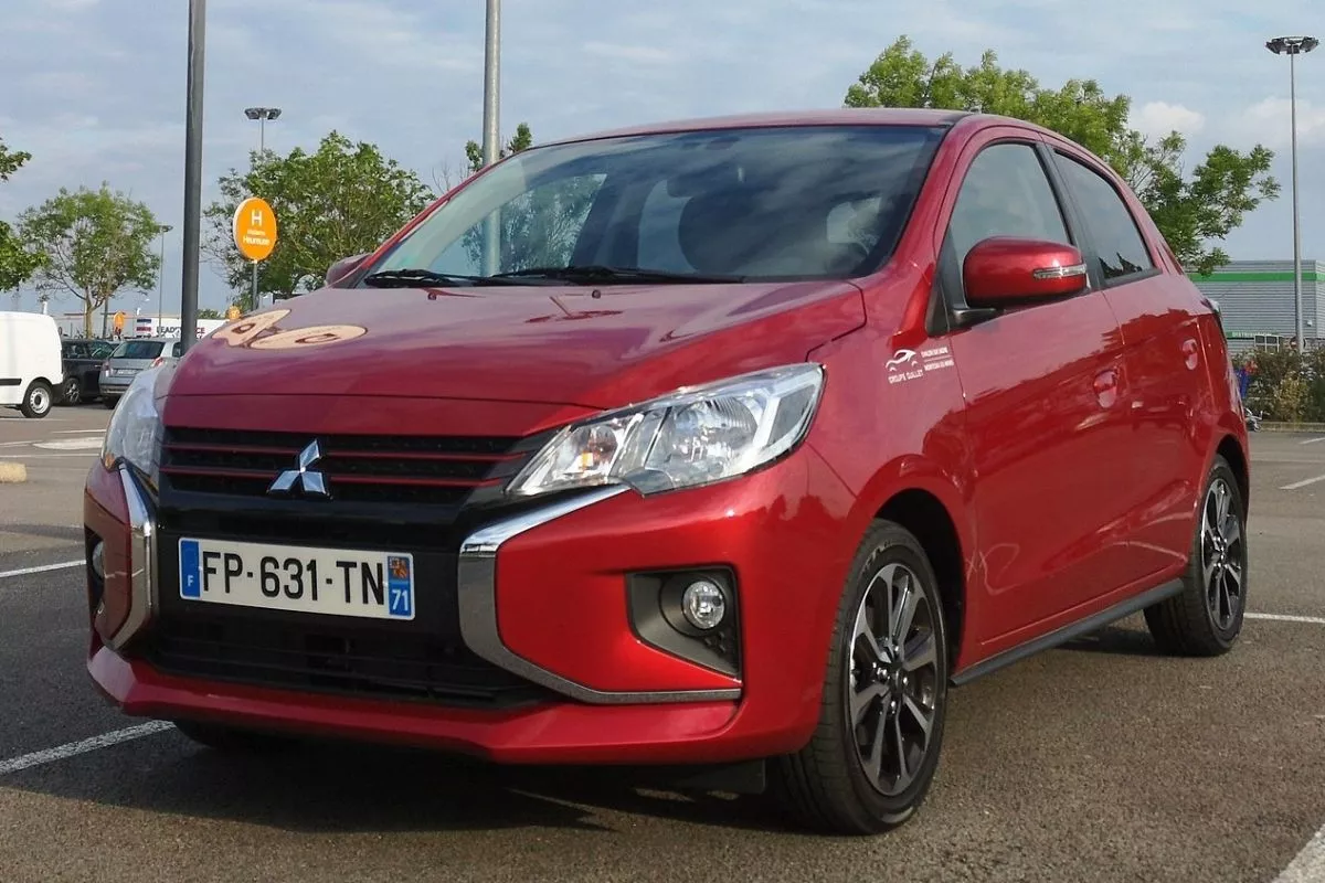 A picture of the facelifted Mitsubishi Mirage Hatch