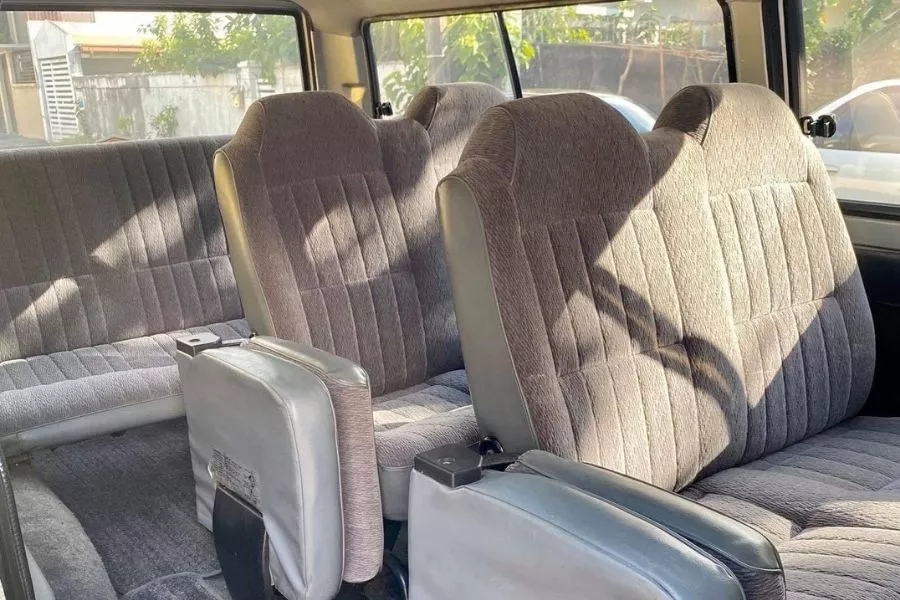 Interior view of the 1997 Mitsubishi L300 Versa Van 1997 Mitsubishi L300 Versa Van interior view