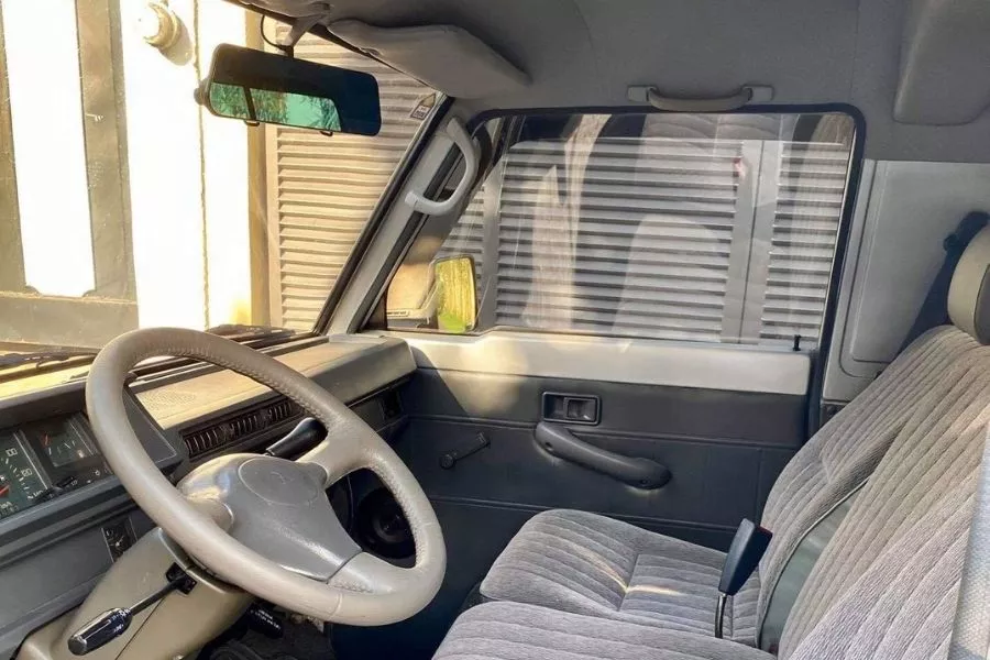 1997 Mitsubishi L300 Versa Van interior view