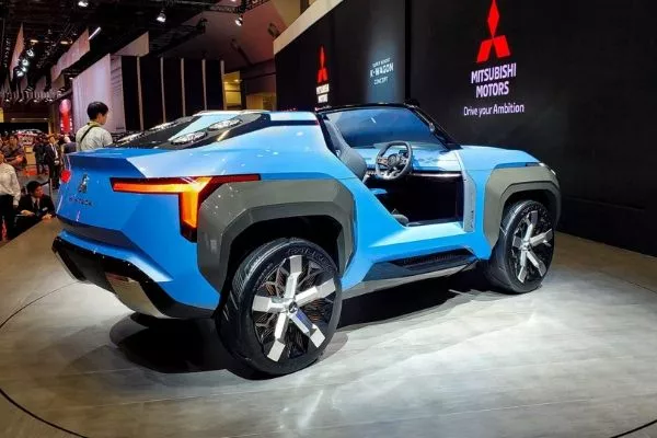 Mitsubishi Mi-Tech Crossover concept