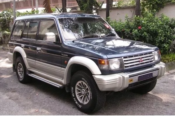 A picture of the 2nd-gen Mitsubishi Pajero