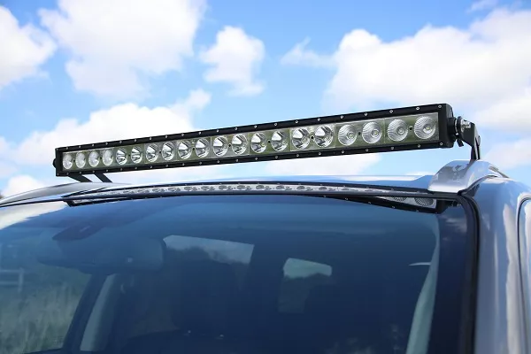 Mitsubishi Shogun Sport SVP comes with the roof mounted LED lightbar Mitsubishi Shogun Sport SVP lightbar