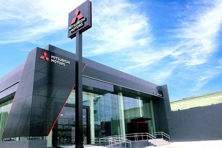 Mitsubishi Valenzuela facade