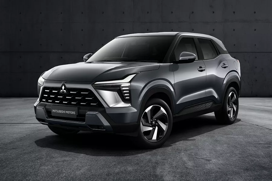 New Mitsubishi crossover front view