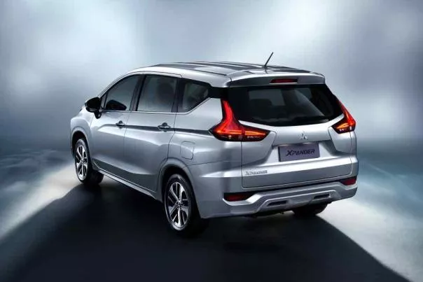 Mitsubishi Expander 2018 angular rear