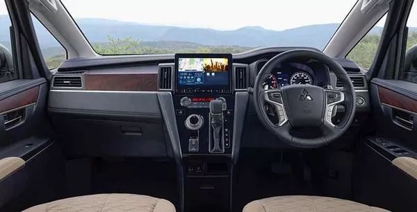 Mitsubishi Delica D:5 2019 dashboard