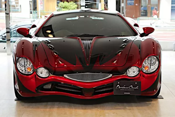 A picture of the Mitsuoka Orochi Devilman edition being displayed
