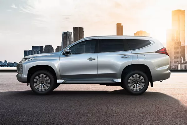 Despite being a brusque SUV, the Montero Sport actually has a bit of elegance to it A Picture of the side of the Montero Sport