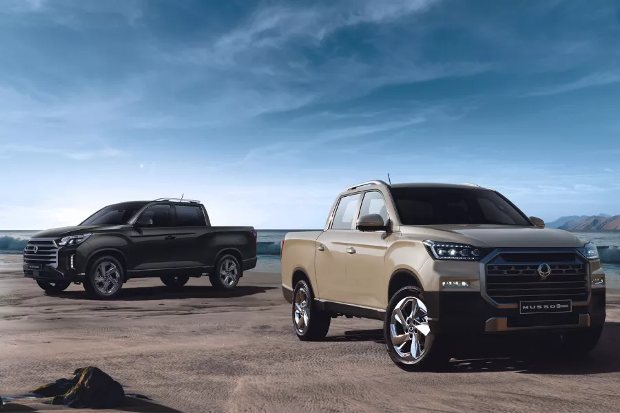 Musso Grand pickup truck Musso Grand pickup truck