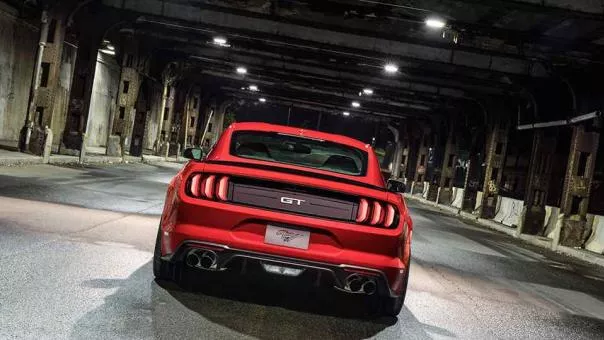 Ford Mustang GT 2018 rear view