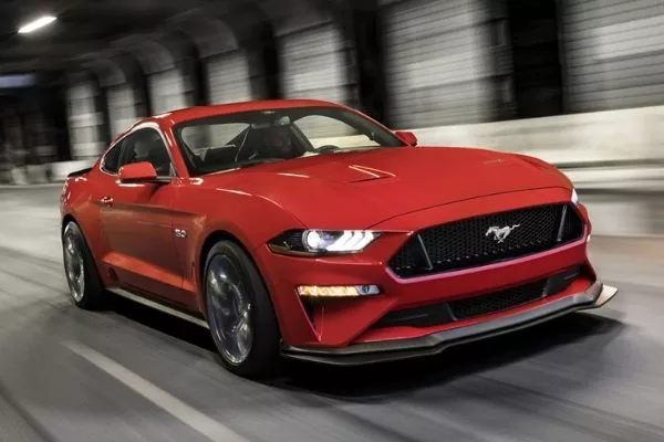 Mustang red 1