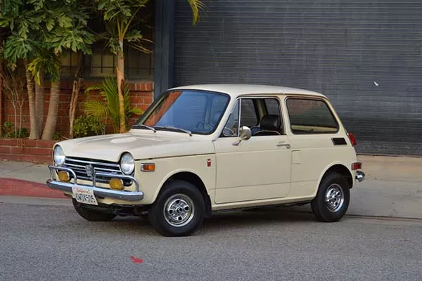A picture of a 1965 Honda N600