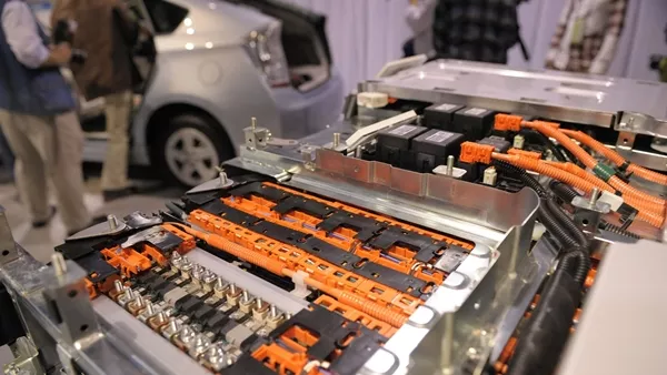 Toyota Chooses NIckel-Metal Hydride batteries to power its Hybrids NIckel-Metal Hydride batteries