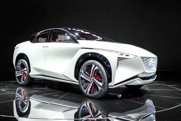 Angular front of the Nissan IMx concept