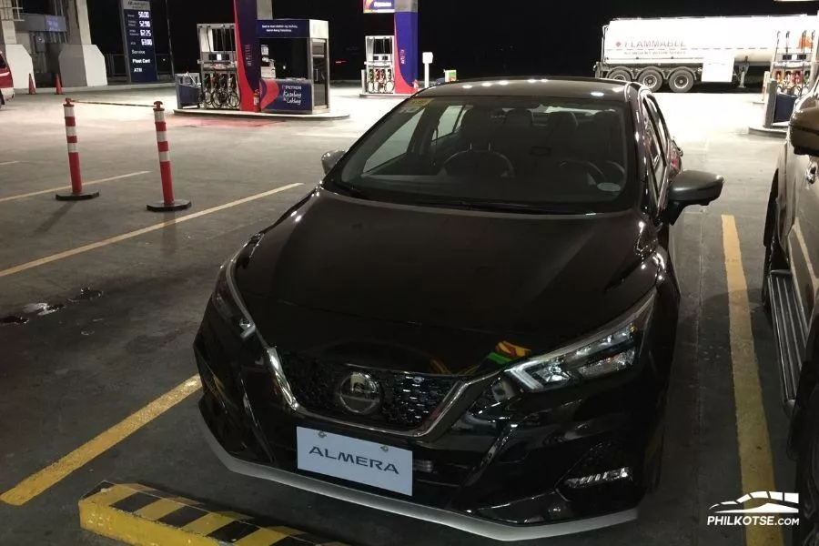 Nissan Almera front view