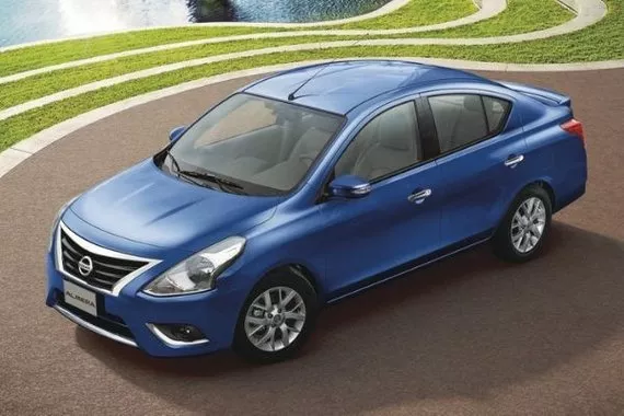Nissan Almera front view