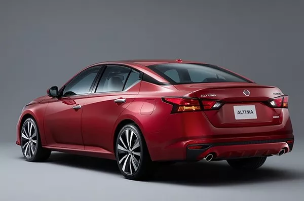 2019 Nissan Altima angular rear