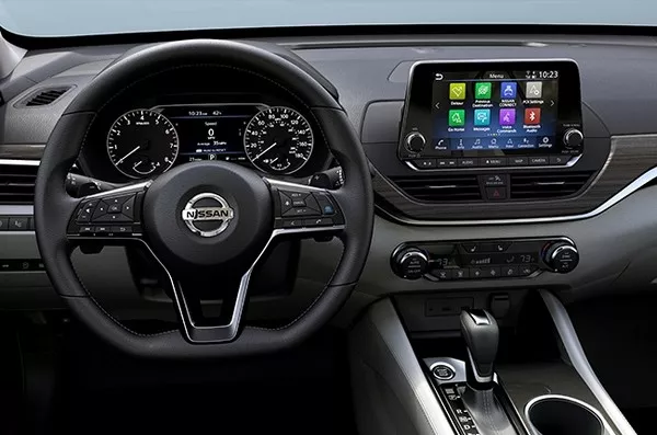 2019 Nissan Altima dashboard area