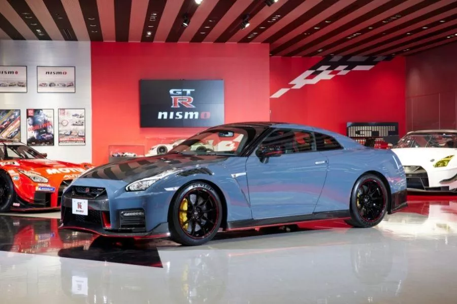 Nissan GT-R NISMO Special Edition front view