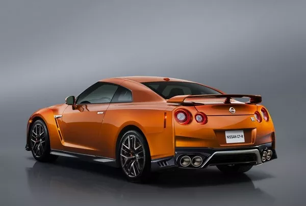 Nissan GT-R angular rear