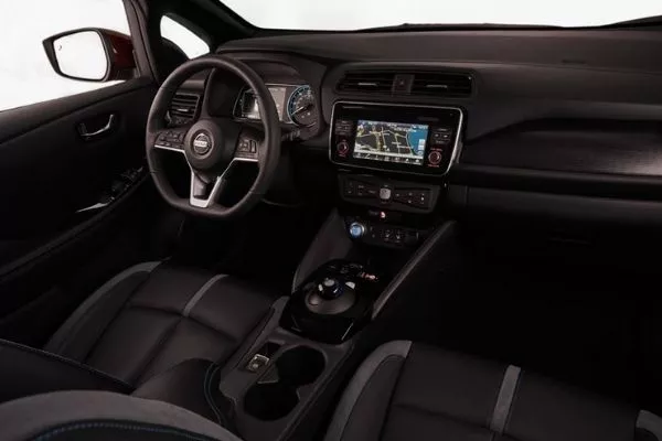 A look into the Nissan Leaf's interior