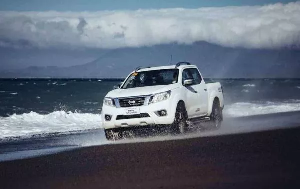 Nissan Navara 2018 on the beach