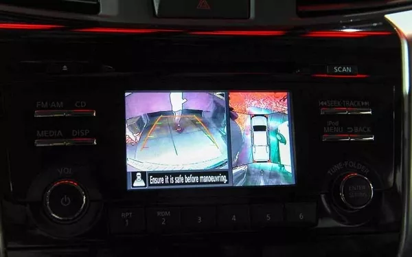 Nissan Navara 2018 screen