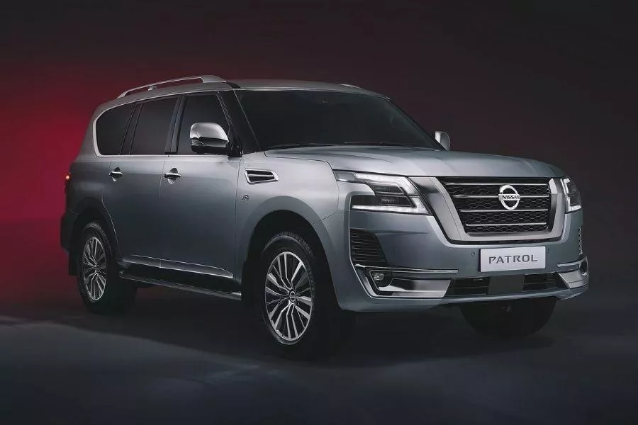 Nissan Patrol front view