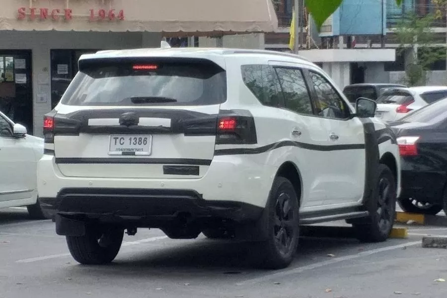 Nissan Terra rear view camouflaged