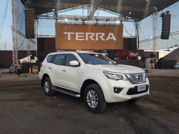 Nissan Terra 2018 angular front