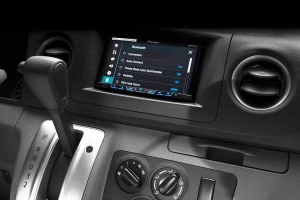 Nissan Urvan Premium S 2018 dashboard