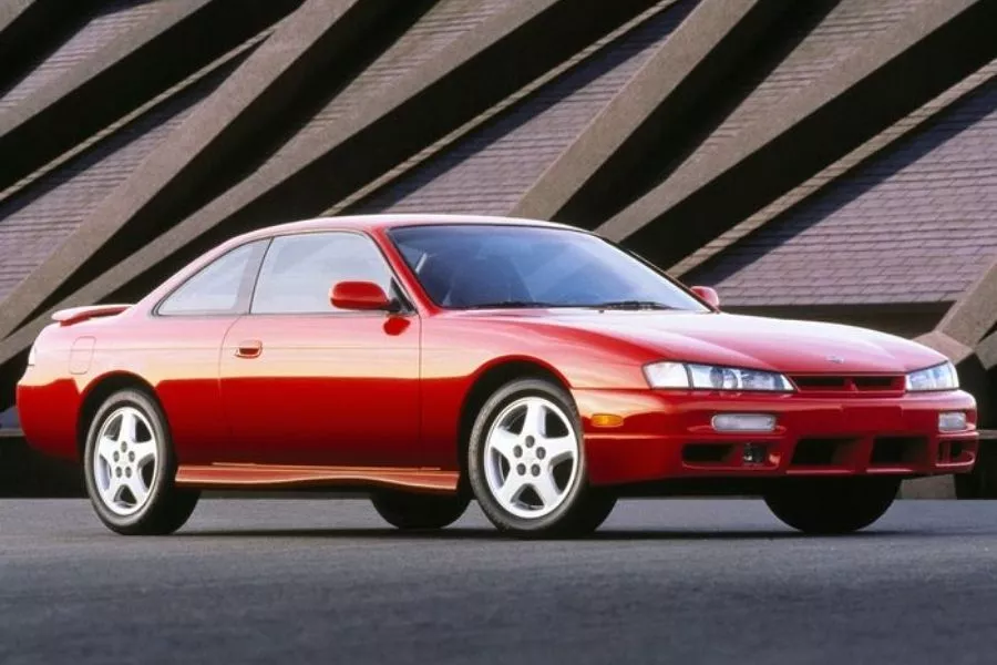 A picture of the US-spec Silvia S14