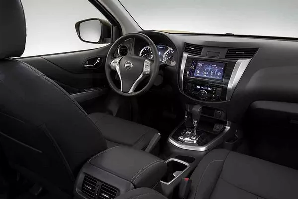 Nissan Terra 2018 teaser image interior