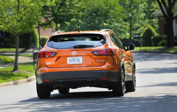 Rear view of the Nissan X-Trail