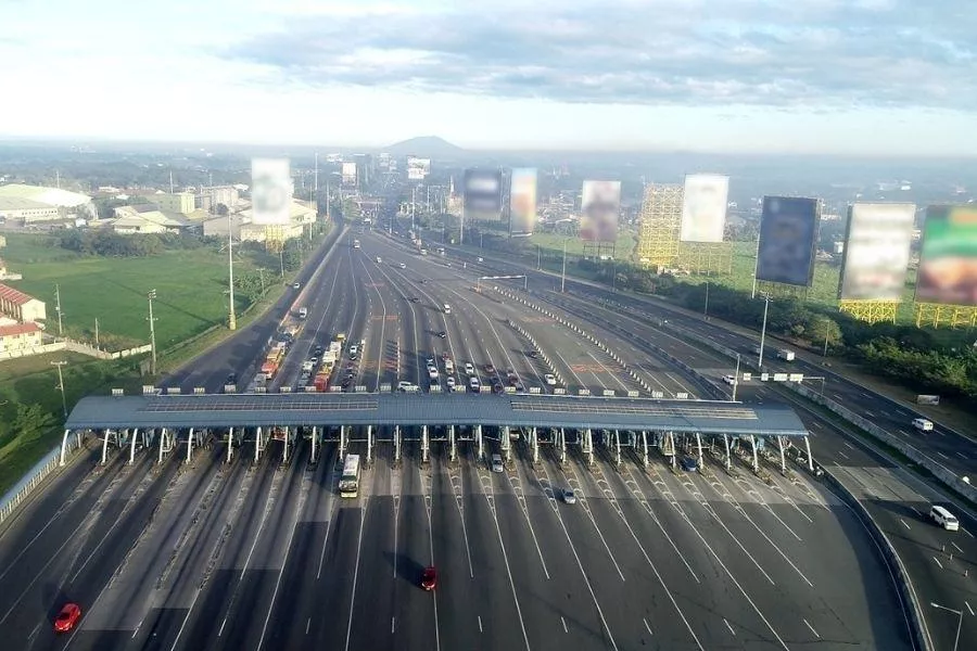 NLEX toll gate