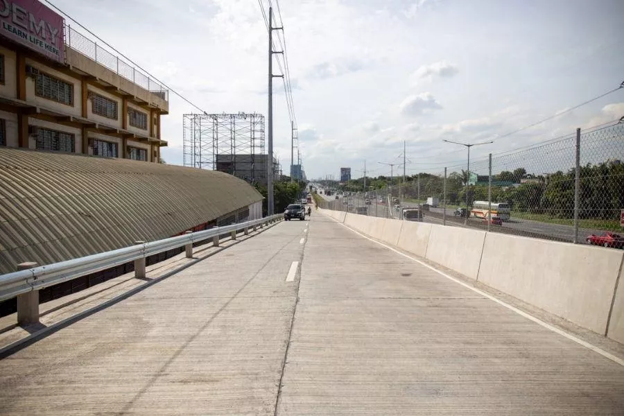 New Meycauayan-Marilao East Service Road