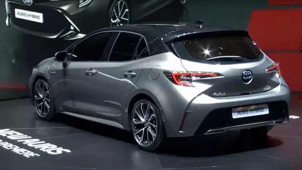 angular rear of the Toyota Corolla 2019, Auris in European market