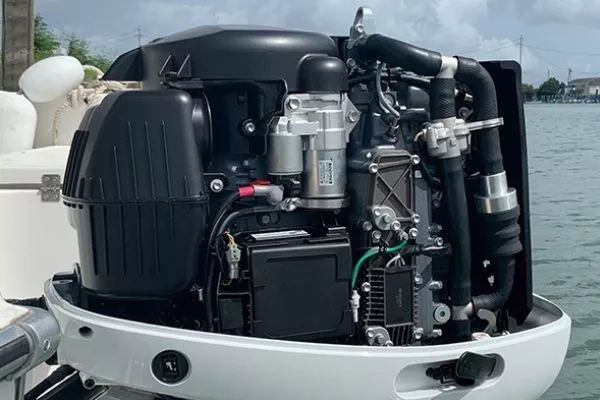 Suzuki outboard motor