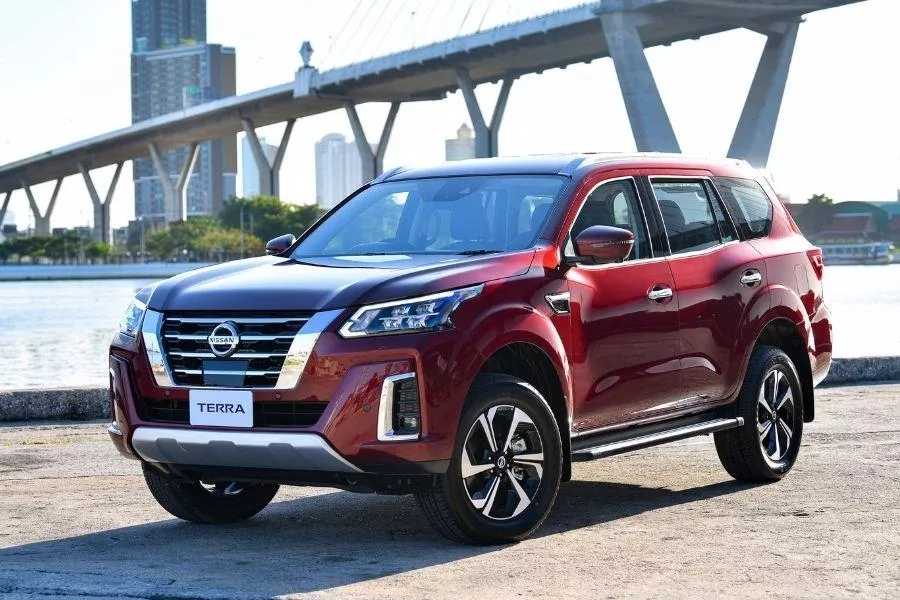 A picture of the facelifted Nissan Terra VL 4x4 for Thailand parked at the port.