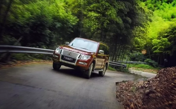 The reduction of Mitsubishi Pajero 2019 price is a welcome change with the new model mitsubishi pajero 2019 on the road