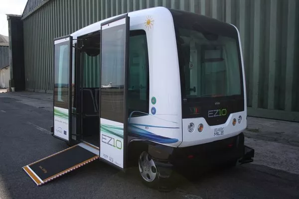 Passenger-Transporting Autonomous Vehicle