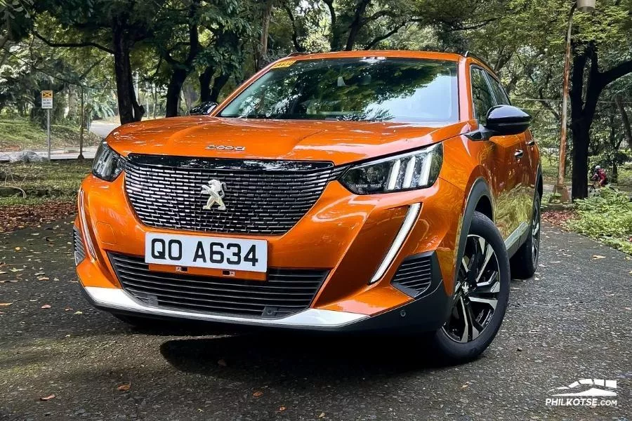 Peugeot 2008 front view