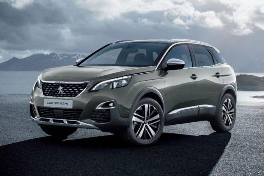 Peugeot 3008 front view