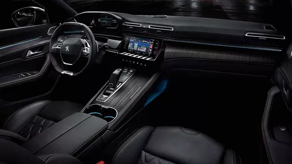 Peugeot 508 2019 interior
