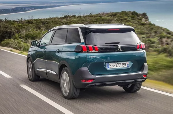 Enjoy the all-new Peugeot 5008 2018 Peugeot 5008 2018 rear end