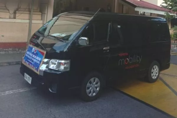 A picture of one of TMP/TMF's shuttles for medical front liners