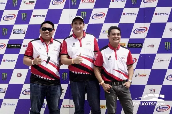 The Philkotse.com team sure had a great day as well! Philkotse Team at the Vios Event