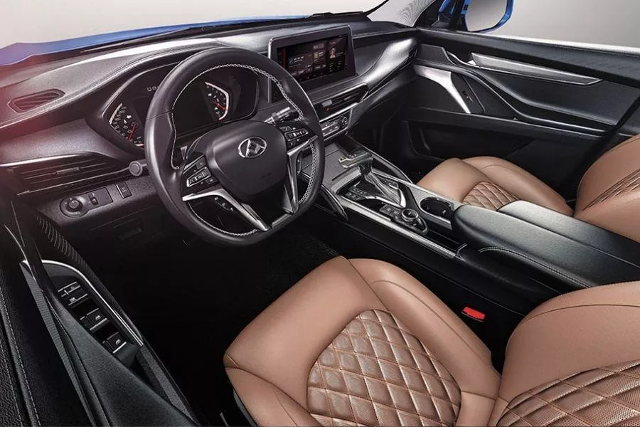 A picture of the interior of the Maxus D90