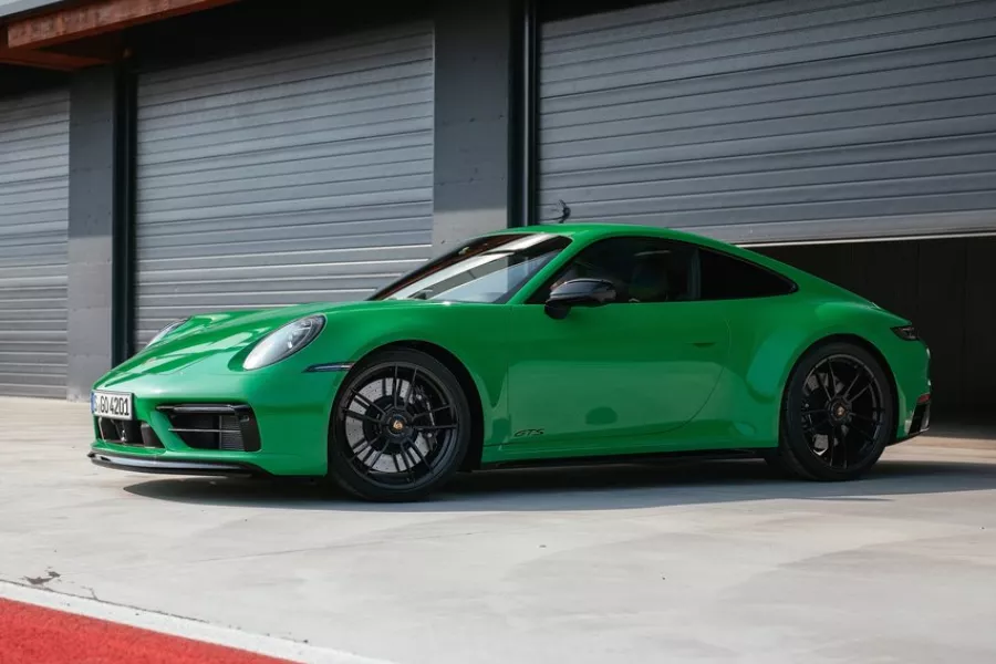 A picture of the Porsche 911 GT